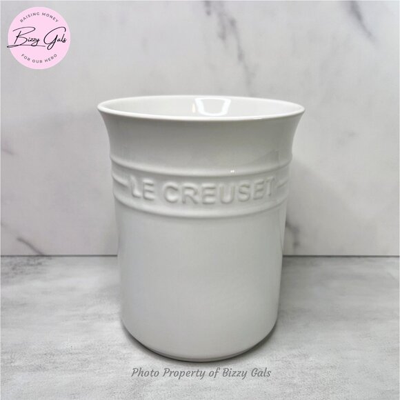 Le Creuset White 1 L Utensil Crock - NEW - Picture 1 of 5